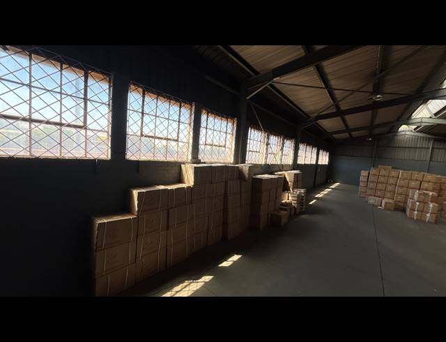486M² WAREHOUSE TO LET IN SPARTAN